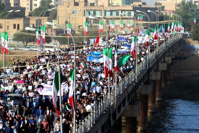 حضور خروشان مردم خوزستان در راهپیمایی شکوه وحدت