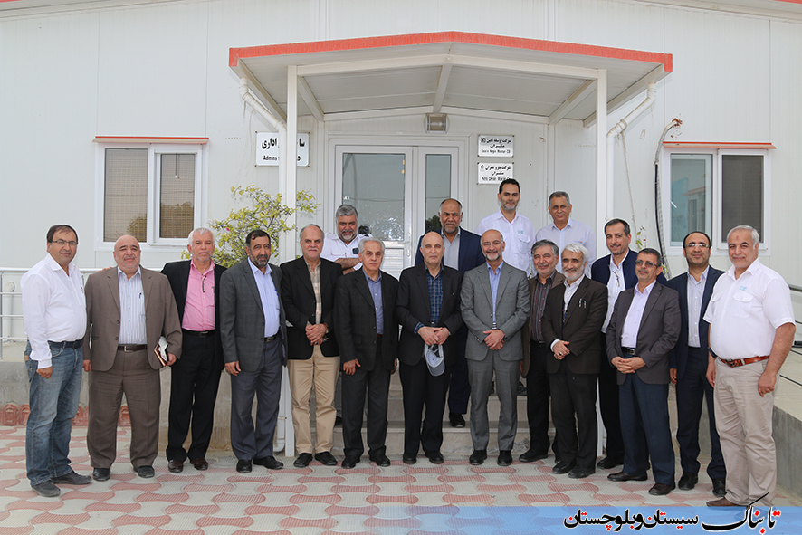 اصل اختلاس 8000 میلیاردی چه بود؟/ به نیت تخریب دولت، صندوق ذخیره فرهنگیان را تخریب کردند/ چابهار، بیست سال پیش عسلویه است/ تخریب سرمایه گذار خدمت به دشمن است اصل اختلاس 8000 میلیاردی چه بود؟/ به نیت تخریب دولت، صندوق ذخیره فرهنگیان را تخریب کردند/ چابهار، بیست سال پیش عسلویه است/ تخریب سرمایه گذار خدمت به دشمن است