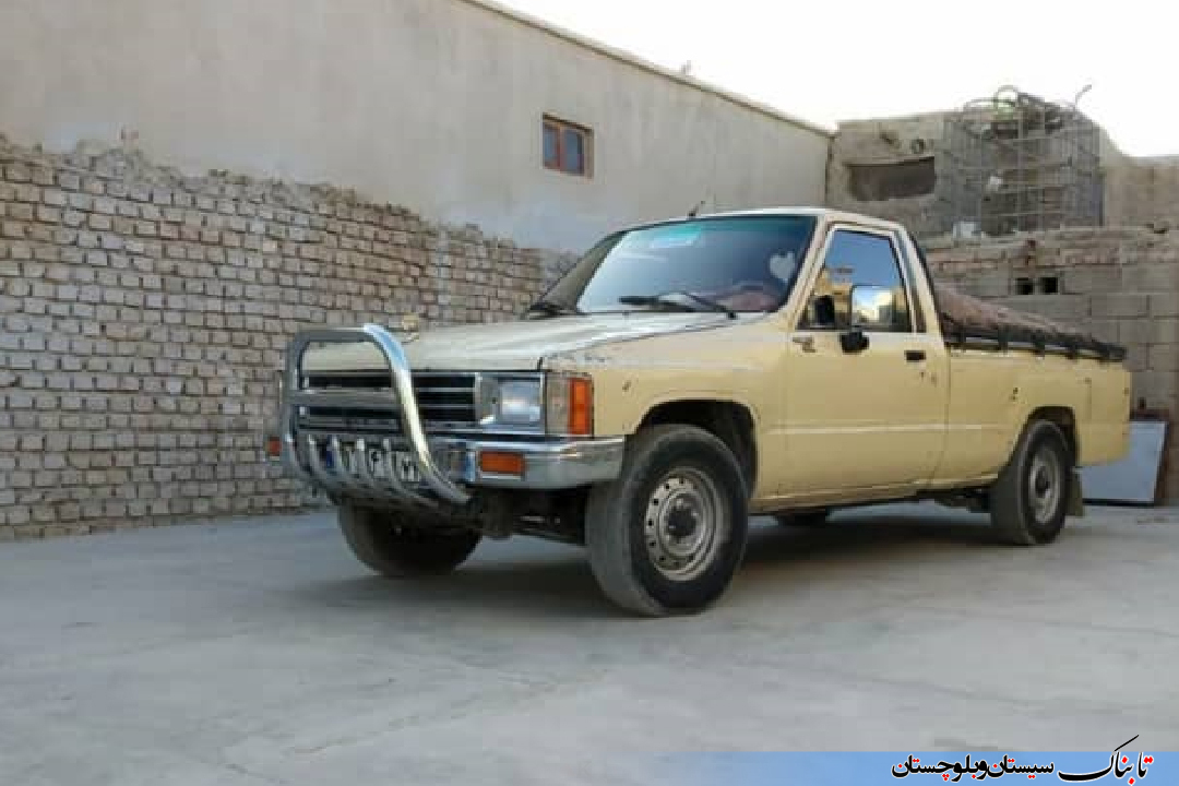 پلاکهای جالب این قاچاقچی ها / قاچاقچیهایی با خودروی پلاک دبی پلاکهای جالب این قاچاقچی ها / قاچاقچیهایی با خودروی پلاک دبی