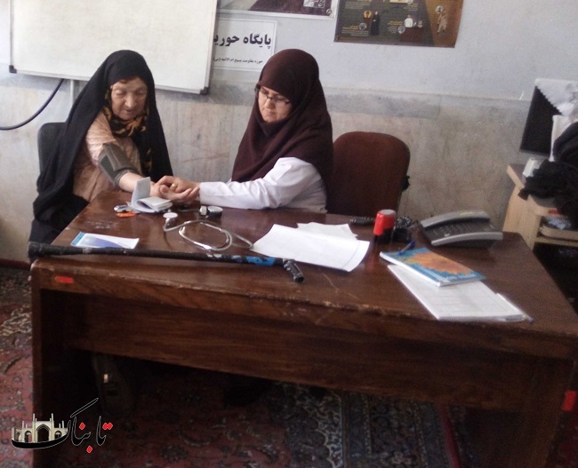 افطاری در ضیافت نور با شهدای قزوین افطاری در ضیافت نور با شهدای قزوین