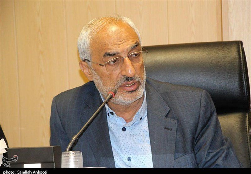 مجلس باید به جایگاه واقعی خود برگردد مجلس باید به جایگاه واقعی خود برگردد