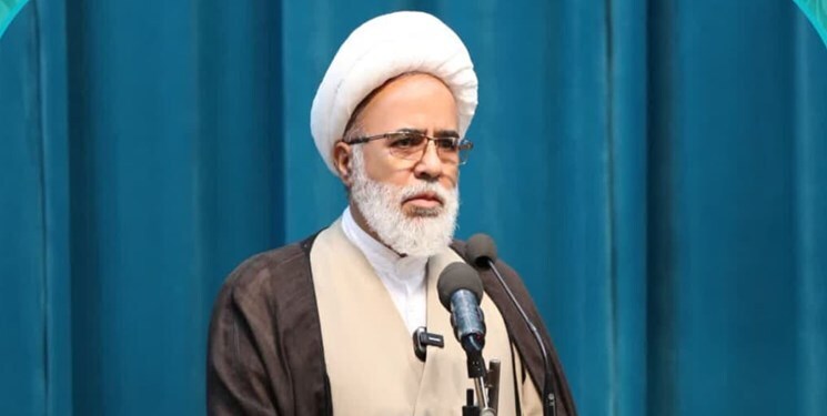 مهمترین دستاورد انقلاب اسلامی، آزادی از سلطه ابرقدرتها و شکستن حریم دروغین آنان بود