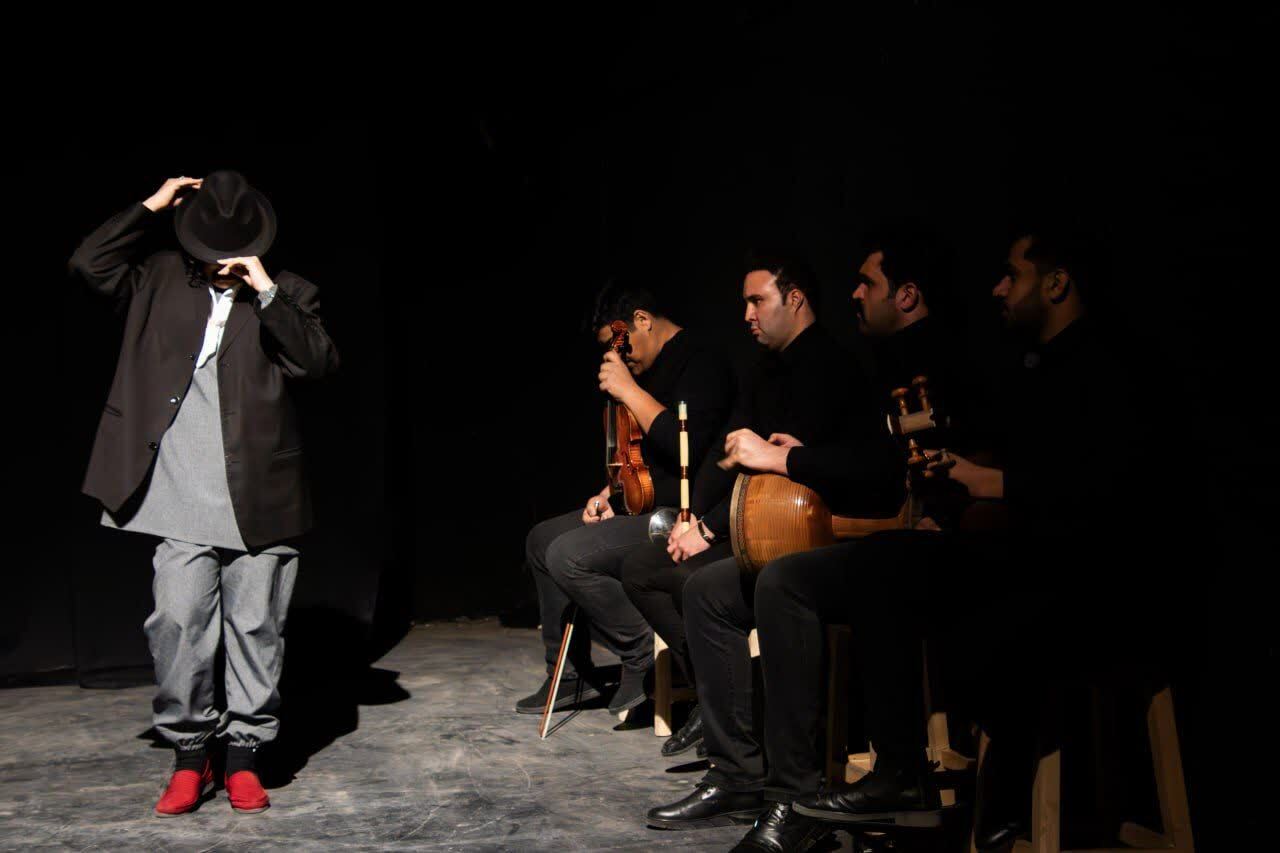 نمایش (شارمالی گل) در تئاتر مستقل مشهد+گزارش تصویری نمایش (شارمالی گل) در تئاتر مستقل مشهد+گزارش تصویری