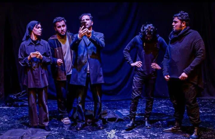 من یک اتفاقام من یک اتفاقام