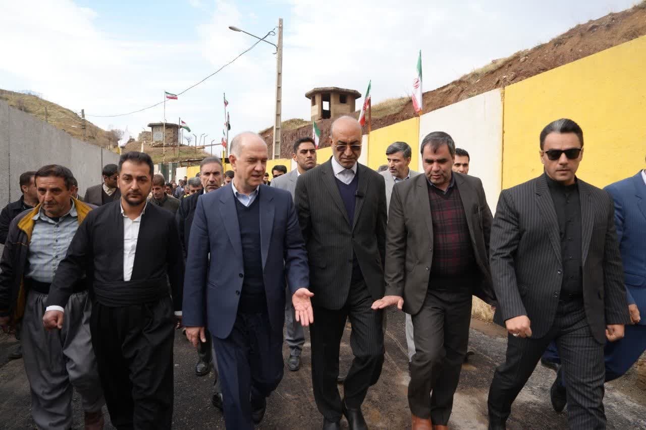 پاوه نماد مقاومت و ایثار است/ کرمانشاه بر ارتقای زیرساختهای مرز شوشمی تاکید کرد پاوه نماد مقاومت و ایثار است/ کرمانشاه بر ارتقای زیرساختهای مرز شوشمی تاکید کرد