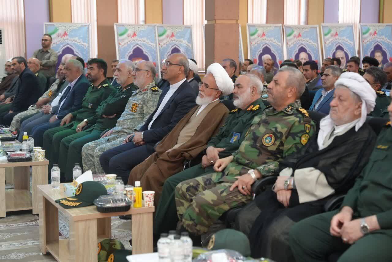 فرمانده جدید قرارگاه نجف اشرف نیروی زمینی سپاه معرفی شد فرمانده جدید قرارگاه نجف اشرف نیروی زمینی سپاه معرفی شد