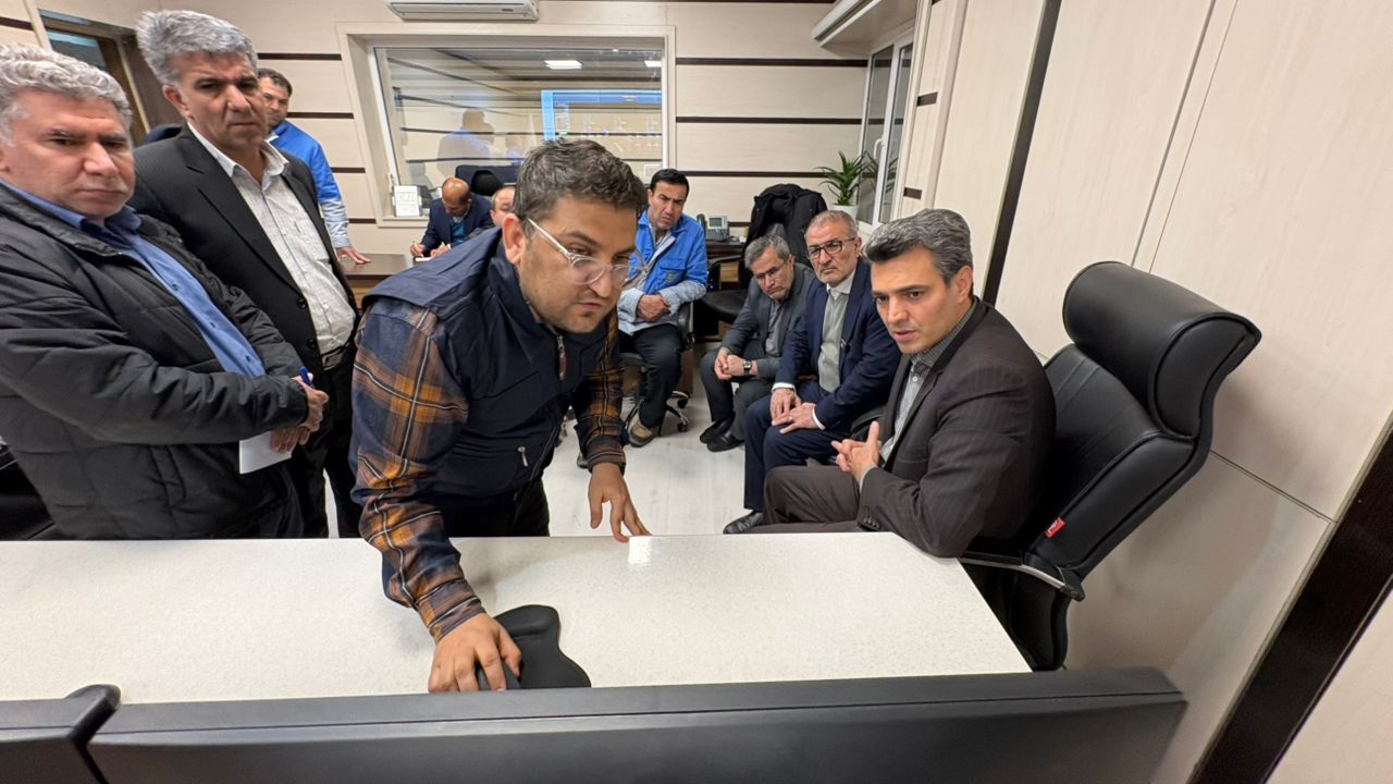 گشایش از آسمان و شکست نسبی خشکسالی/ خواب زمستانی بیژن و تجربه تلخ برقی با اولین بارش + فیلم گشایش از آسمان و شکست نسبی خشکسالی/ خواب زمستانی بیژن و تجربه تلخ برقی با اولین بارش + فیلم