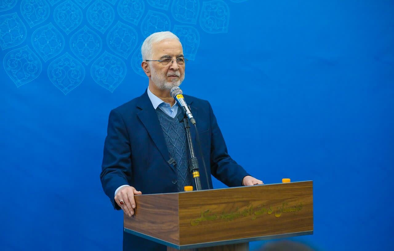 بهره‌برداری از ۱۲ نیروگاه خورشیدی در یزد با ظرفیت ۵۲.۷ مگاوات