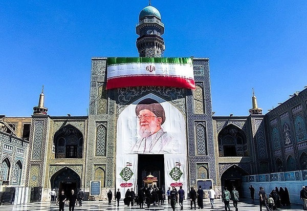 زمان تشییع پیکر رهبر شهید در مشهد تغییر نکرد/ حضور ۴۷۰۰ میهمان خارجی از ۲۷ کشور جهان
