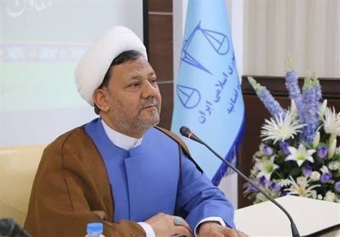 نهادینهسازی فرهنگ صلح و سازش، کلید کاهش فشار بر محاکم قضایی/فعالیت ۲۳۰۰ صلحیار افتخاری در استان کرمان نهادینهسازی فرهنگ صلح و سازش، کلید کاهش فشار بر محاکم قضایی/فعالیت ۲۳۰۰ صلحیار افتخاری در استان کرمان