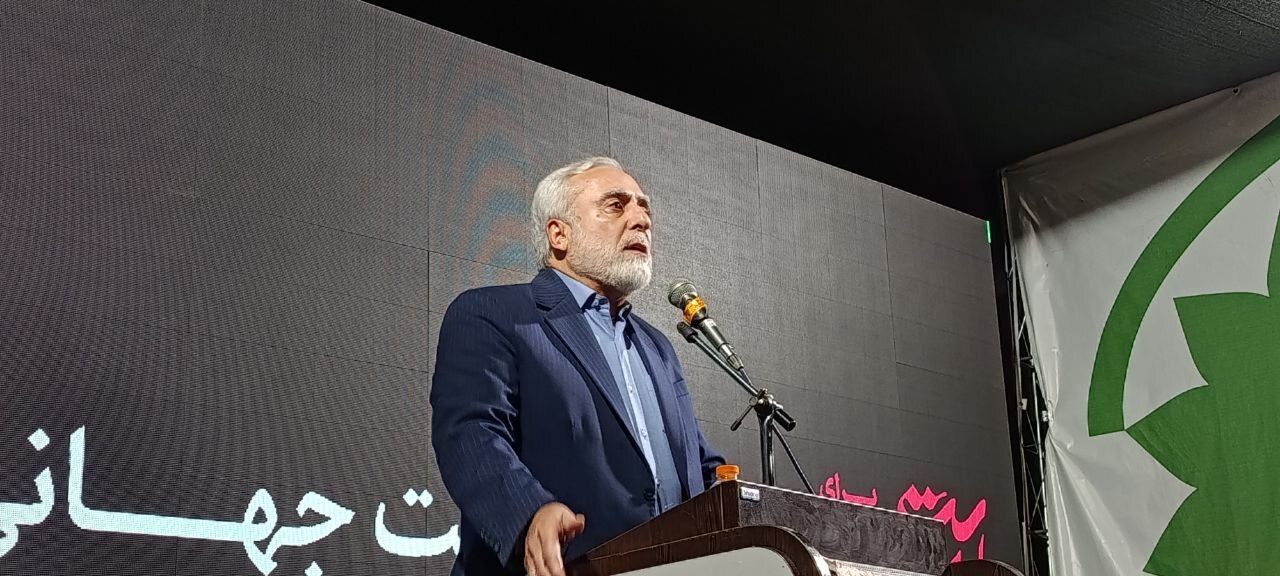 انقلاب اسلامی عزت از دسترفته ایران را احیا کرد انقلاب اسلامی عزت از دسترفته ایران را احیا کرد