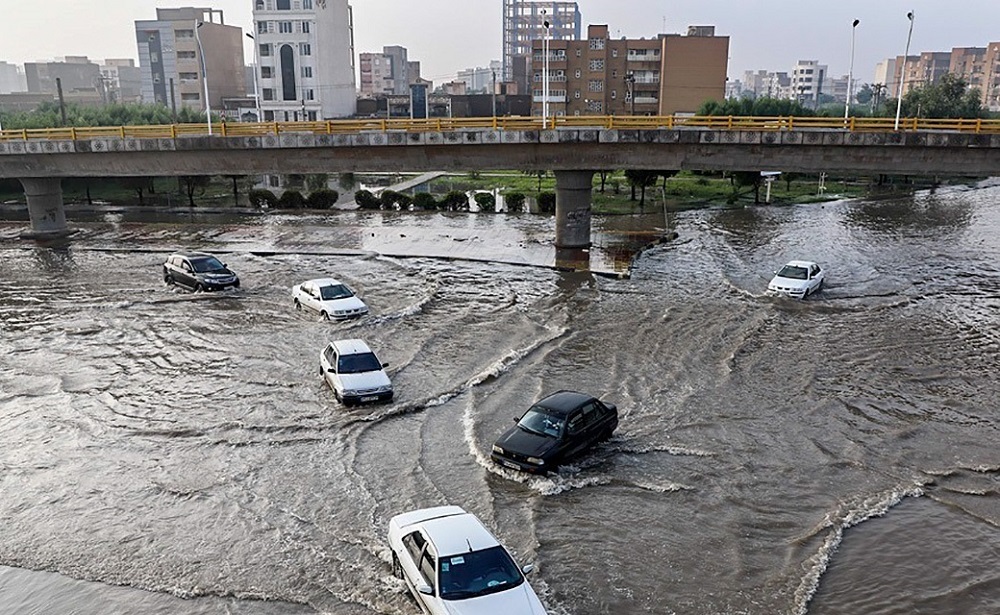 خط قرمزی به‌نام ورود آب به منازل مردم اهواز در بارندگی‌های پائیزی!/ وعده‌هایی که عملی می‌شود!