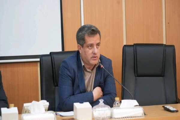 روابط عمومی غایب، چگونه مدافع دولت باشد؟